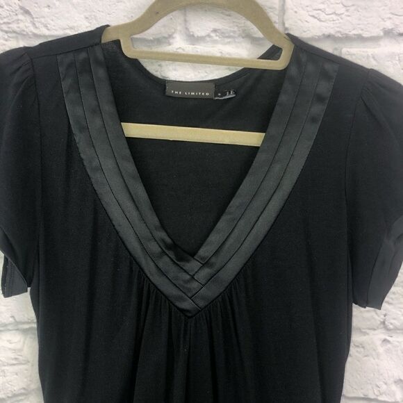 The limited short sleeve blouse - Picture 3 of 7